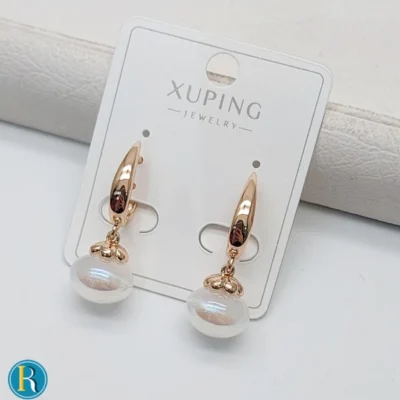 گوشواره مروارید دار